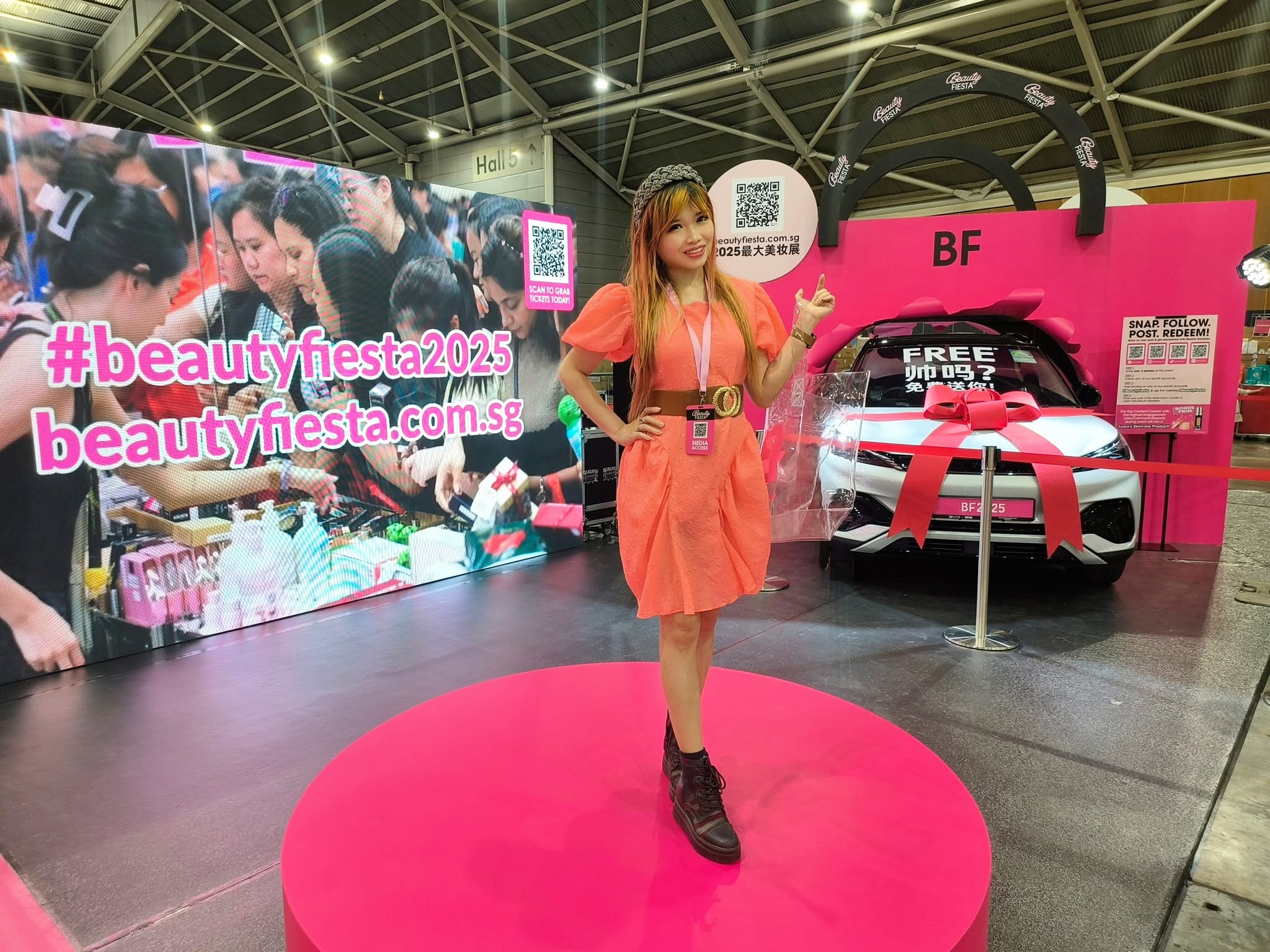 Kaitlyn Lin Hosting