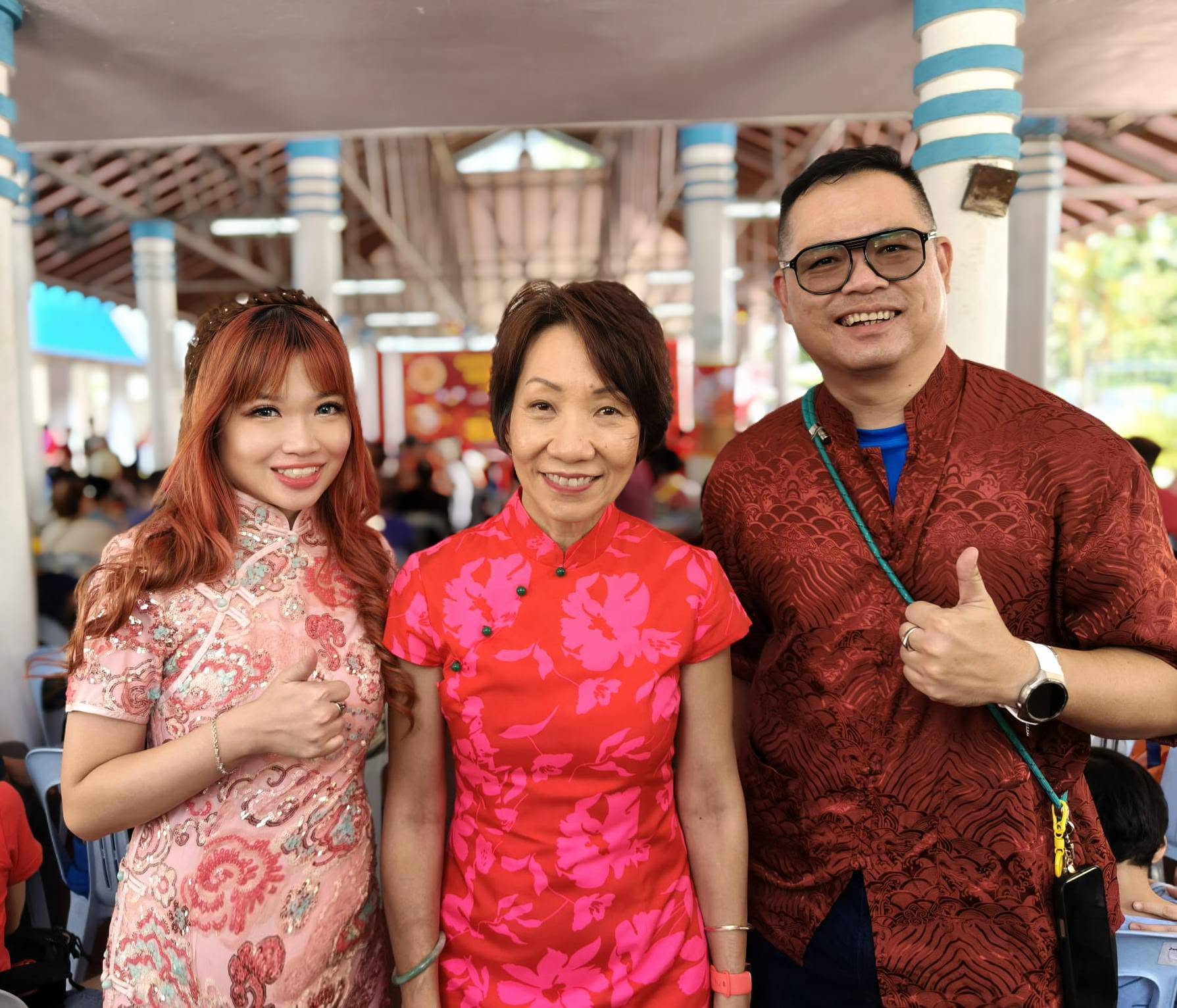 Kaitlyn Lin Hosting